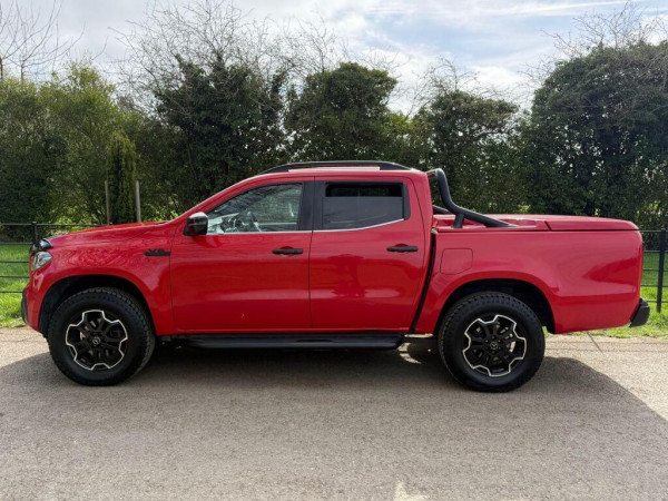 Mercedes-Benz X350 2019/ Red RHD Diesel AT Pickup 4WD