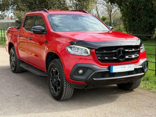 Mercedes-Benz X350 2019/ Red RHD Diesel AT Pickup 4WD view 24