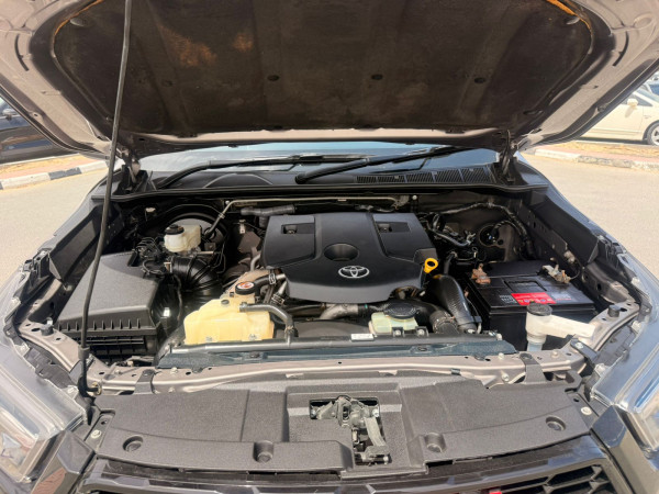Toyota Hilux 2019/ Brown RHD Diesel AT Pickup 4WD view 10