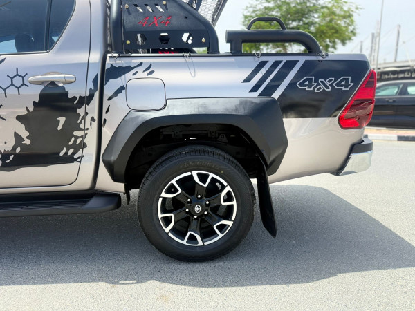 Toyota Hilux 2019/ Brown RHD Diesel AT Pickup 4WD view 15