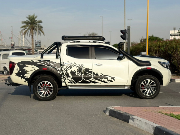 Nissan Navara 2019/ White RHD Diesel AT Pickup 4WD view 19