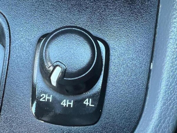 Ford Ranger 2019/ Black RHD Diesel AT Pickup 4WD view 5