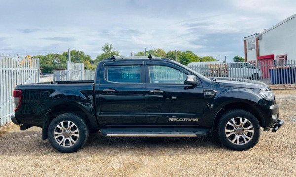 Ford Ranger 2019/ Black RHD Diesel AT Pickup 4WD view 18