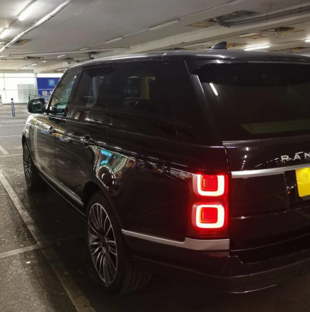 Land Rover Range Rover Vogue SE 2019/ Black RHD Diesel AT SUV 4WD view 12