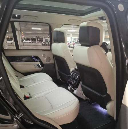 Land Rover Range Rover Vogue SE 2019/ Black RHD Diesel AT SUV 4WD view 14