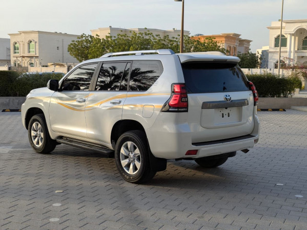 Toyota LAND CRUISER PRADO 2023  White LHD Petrol AT SUV 4WD view 18