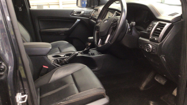 Ford Ranger 2019/ Black RHD Diesel AT Pickup 4WD view 5