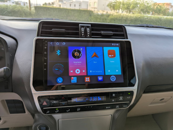 Toyota LAND CRUISER PRADO 2019/ White LHD Petrol AT SUV 4WD view 3