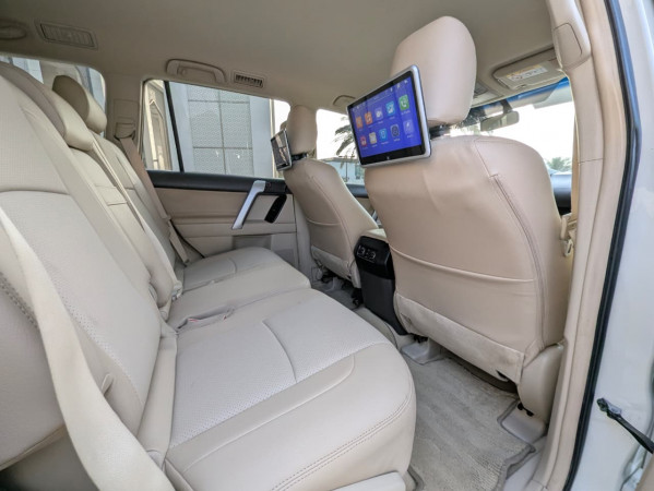 Toyota LAND CRUISER PRADO 2019/ White LHD Petrol AT SUV 4WD view 9