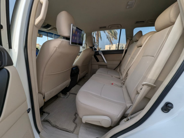 Toyota LAND CRUISER PRADO 2019/ White LHD Petrol AT SUV 4WD view 10