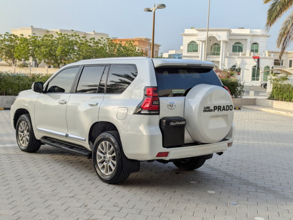 Toyota LAND CRUISER PRADO 2019/ White LHD Petrol AT SUV 4WD view 18