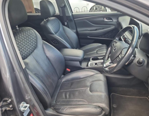 Hyundai Santa Fe 2019/ Grey RHD Diesel AT SUV 4WD view 7