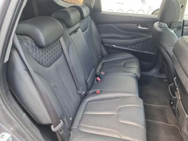 Hyundai Santa Fe 2019/ Grey RHD Diesel AT SUV 4WD view 9