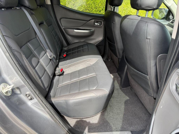 Mitsubishi L200 2019/ Grey RHD Diesel AT Pickup 4WD view 16