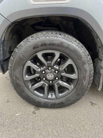 Toyota Hilux 2022/ Black RHD Diesel AT Pickup 4WD view 2