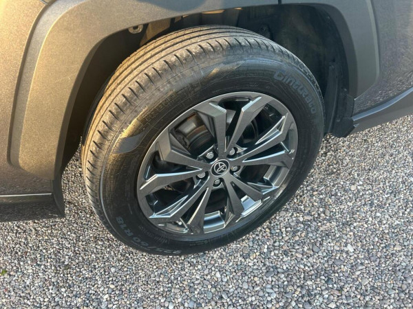 Toyota RAV 4 2022/ Grey RHD Hybrid AT SUV Crossover 2WD view 8