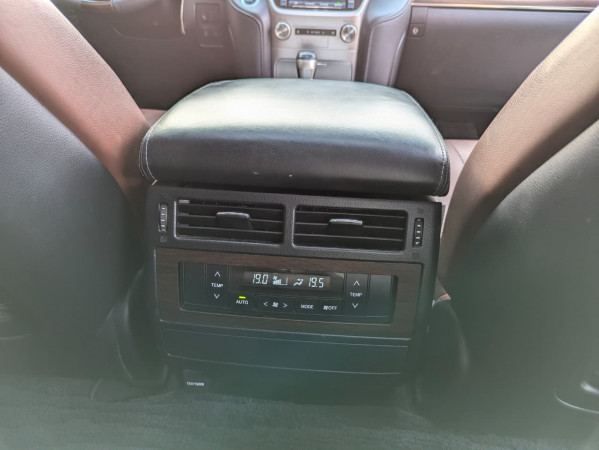Toyota Land Cruiser 2019  Silver LHD Petrol AT SUV 4WD view 15