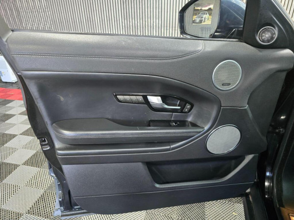 Land Rover Range Rover Evoque 2019/ Black RHD Diesel AT SUV 4WD view 19