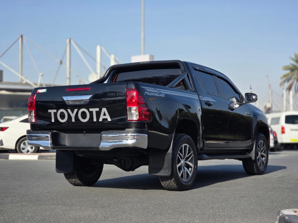 Toyota Hilux 2018/ Black RHD Diesel AT Pickup 4WD view 11