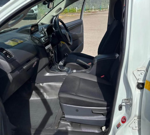 Isuzu D-Max 2019/ White RHD Diesel MT Pickup 4WD view 7