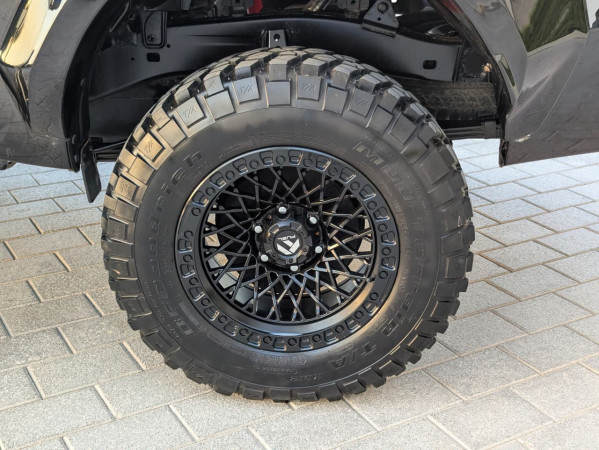 Toyota Hilux 2020/ Black LHD Petrol AT Pickup 4WD view 14