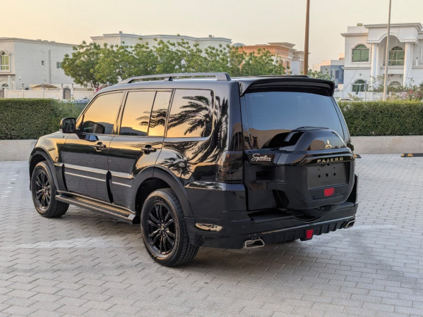 Mitsubishi Pajero 2020/ Black LHD Petrol AT SUV 4WD view 16