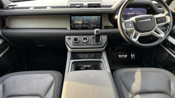 Land Rover Defender 110 2020/ Black RHD Diesel AT SUV 4WD view 15