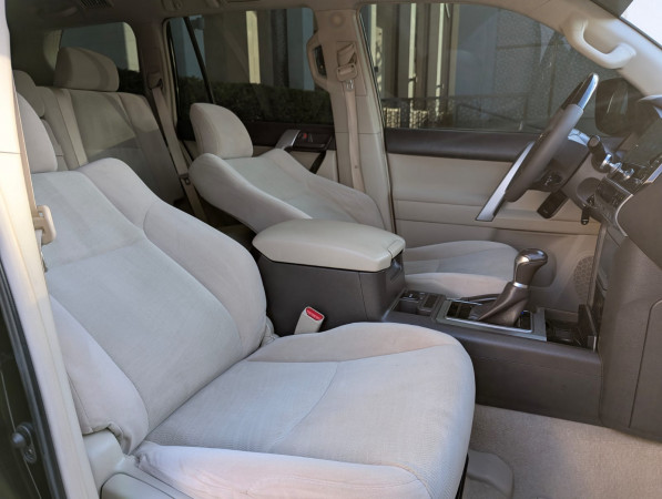 Toyota LAND CRUISER PRADO 2022/ Black LHD Petrol AT SUV 4WD view 3