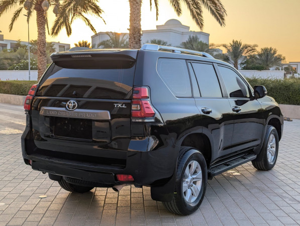 Toyota LAND CRUISER PRADO 2022/ Black LHD Petrol AT SUV 4WD view 13