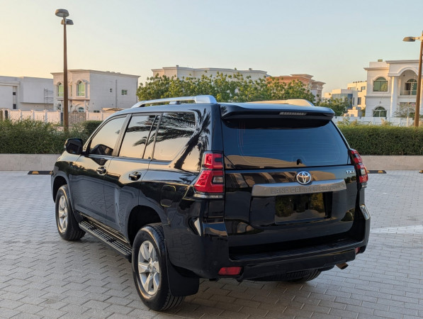 Toyota LAND CRUISER PRADO 2022/ Black LHD Petrol AT SUV 4WD view 14