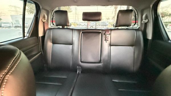 Toyota Hilux 2022/ White RHD Diesel AT Pickup 4WD view 14