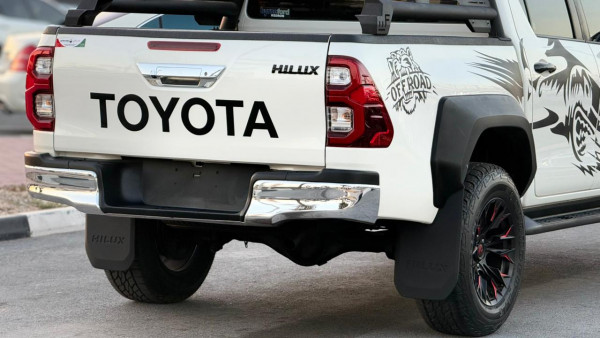 Toyota Hilux 2022/ White RHD Diesel AT Pickup 4WD view 21