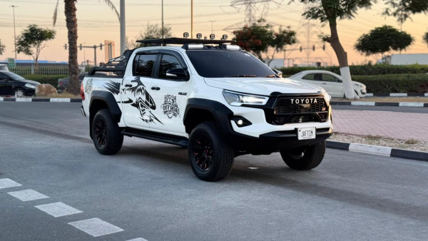 Toyota Hilux 2022/ White RHD Diesel AT Pickup 4WD view 23