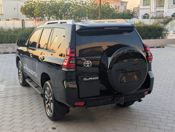 Toyota LAND CRUISER PRADO 2022  Black LHD Petrol AT SUV 4WD view 17
