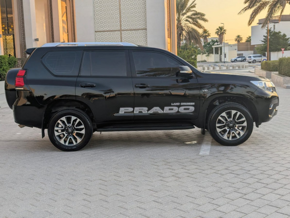 Toyota LAND CRUISER PRADO 2022  Black LHD Petrol AT SUV 4WD view 18
