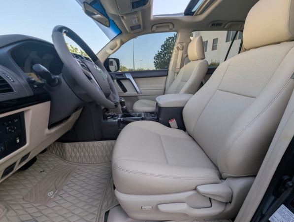 Toyota LAND CRUISER PRADO 2019/ Grey LHD Petrol AT SUV 4WD view 9