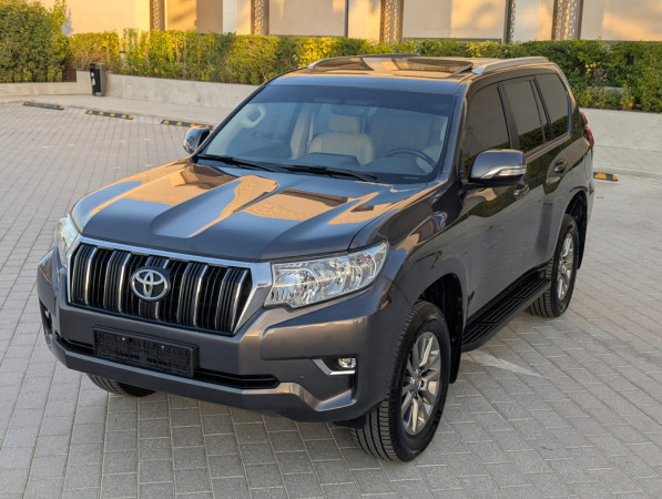 Toyota LAND CRUISER PRADO 2019/ Grey LHD Petrol AT SUV 4WD view 12
