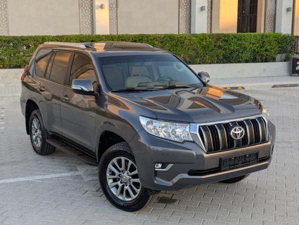 Toyota LAND CRUISER PRADO 2019/ Grey LHD Petrol AT SUV 4WD view 19