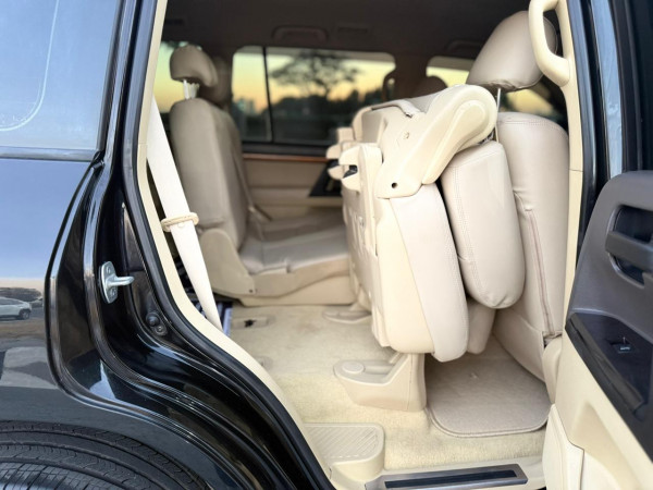 Toyota Land Cruiser 2017/ Black LHD Diesel AT SUV 4WD view 16