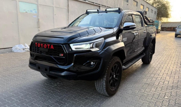 Toyota Hilux 2023/ Black RHD Diesel AT Pickup 4WD
