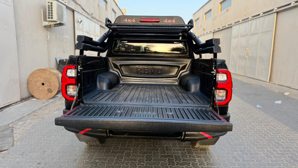 Toyota Hilux 2023/ Black RHD Diesel AT Pickup 4WD view 17