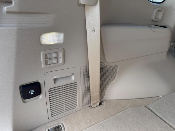Toyota Land Cruiser 2025/ White RHD Diesel AT SUV 4WD view 20