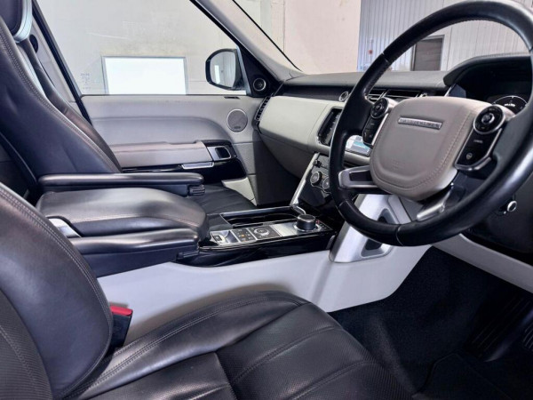 Land Rover Range Rover 2014/ Silver RHD Diesel AT SUV 4WD view 14
