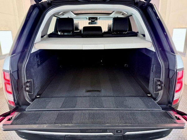 Land Rover Range Rover 2014/ Silver RHD Diesel AT SUV 4WD view 15