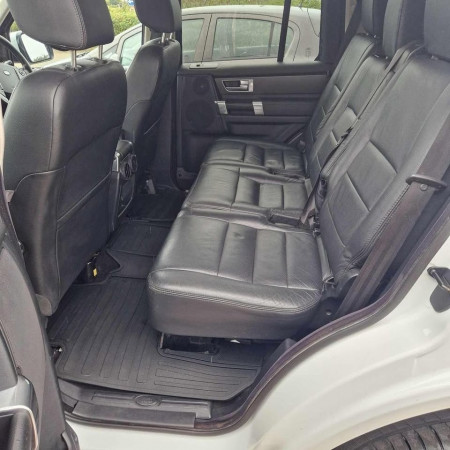 Land Rover Discovery 4 2013/ White RHD Diesel AT SUV 4WD view 2