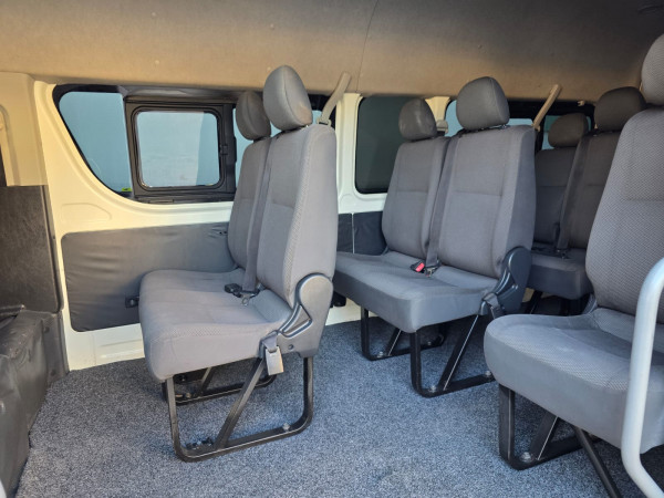 Toyota Hiace 2015/0 White RHD Diesel AT Van 2WD view 18