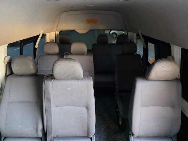 Toyota Hiace 2015/0 White RHD Diesel AT Van 2WD view 19