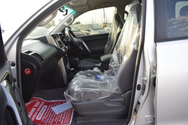 Toyota Prado 2011  Silver RHD Diesel AT SUV 4WD view 4