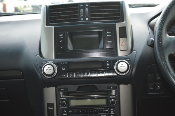 Toyota Prado 2011  Silver RHD Diesel AT SUV 4WD view 5