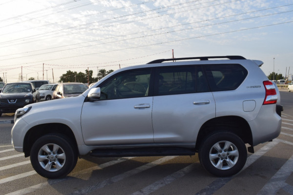 Toyota Prado 2011  Silver RHD Diesel AT SUV 4WD view 6